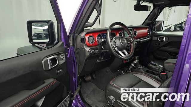 Jeep Wrangler 2023 — photo 13