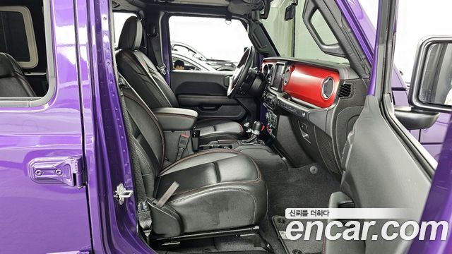 Jeep Wrangler 2023 — photo 17