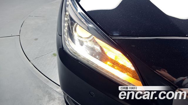 Genesis G80 2018 — photo 8