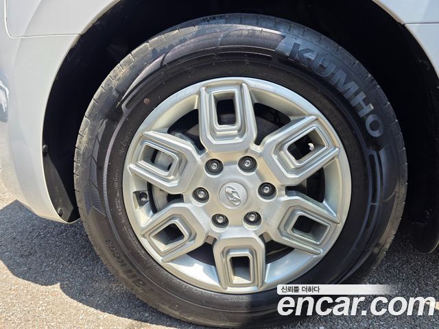 Hyundai Staria 2023 — photo 5