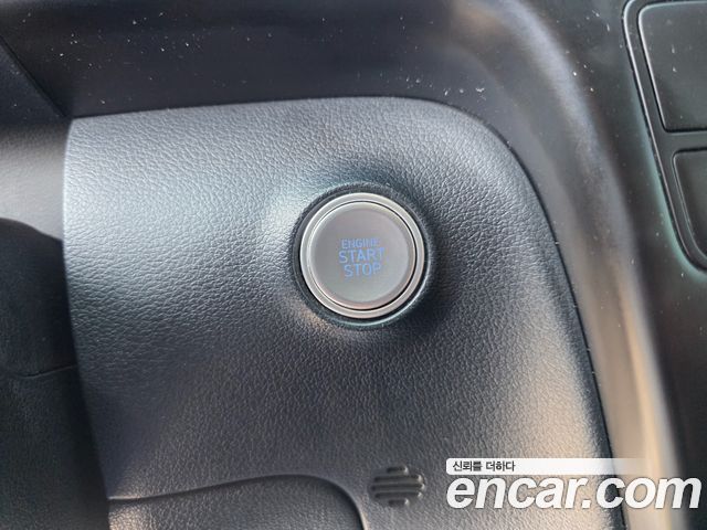 Hyundai Staria 2023 — photo 12