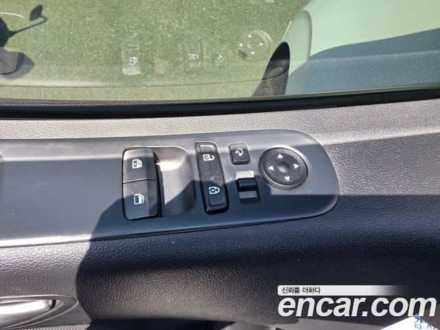 Hyundai Staria 2023 — photo 15