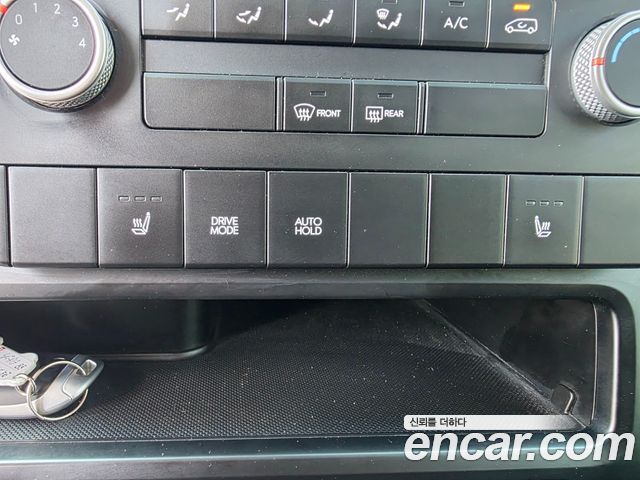 Hyundai Staria 2023 — photo 17