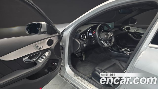 Mercedes-Benz C-Class 2018 — photo 10