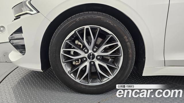 Kia K5 2023 — photo 5