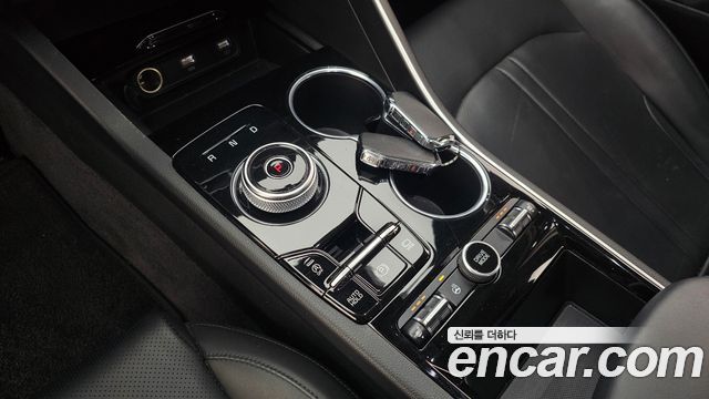 Kia K5 2023 — photo 9