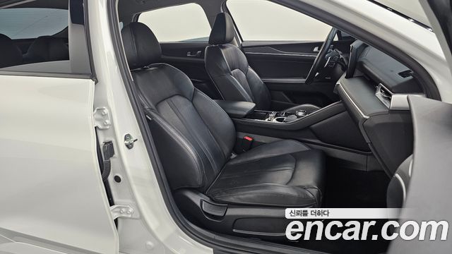 Kia K5 2023 — photo 12