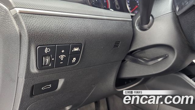 Kia K5 2023 — photo 19
