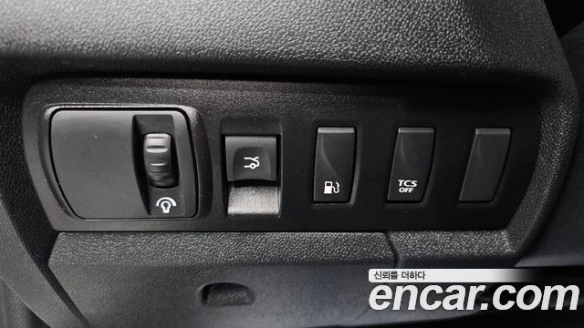 Renault Korea SM3 2016 — photo 21