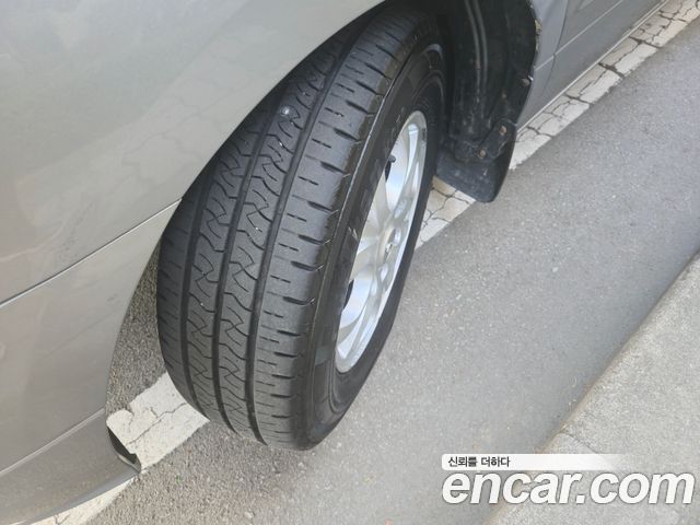 Hyundai Starex 2013 — photo 11
