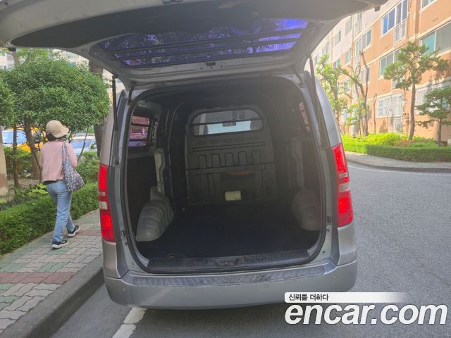 Hyundai Starex 2013 — photo 16