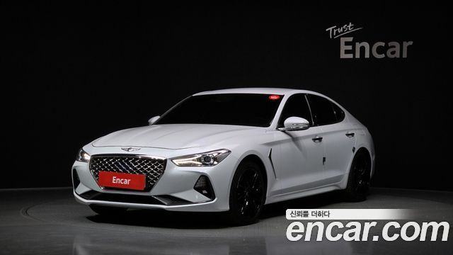 Genesis G70 2019 — photo 1