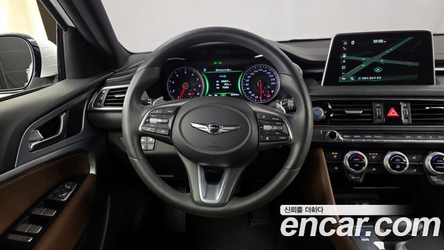 Genesis G70 2019 — photo 19