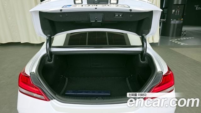 Genesis G70 2019 — photo 26