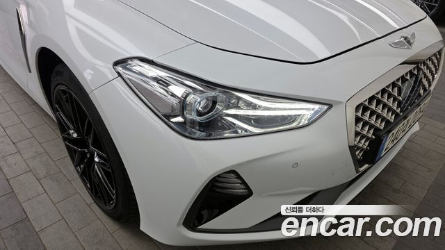 Genesis G70 2019 — photo 8