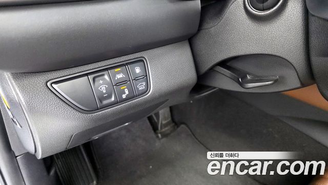 Genesis G70 2019 — photo 30
