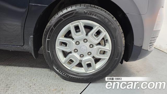 Hyundai Staria 2023 — photo 7