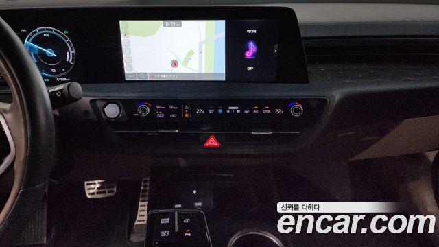 Kia K8 2022 — photo 13