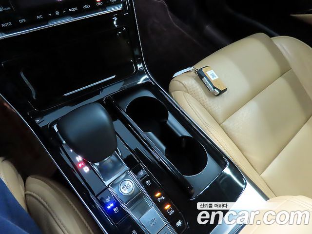 Kia K7 2020 — photo 14