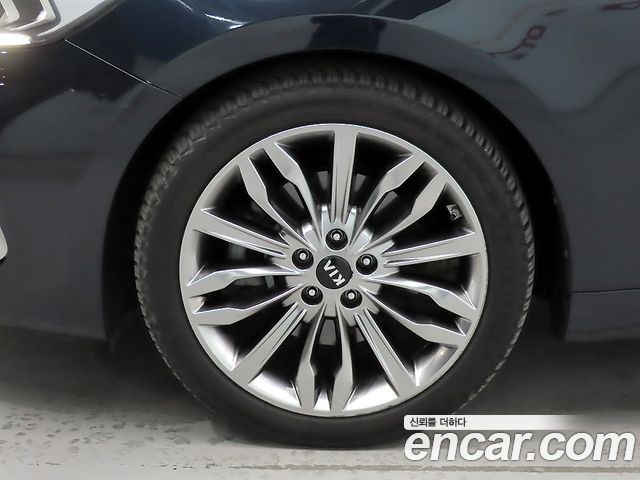 Kia K7 2020 — photo 20