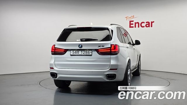 BMW X5 2018 — photo 4