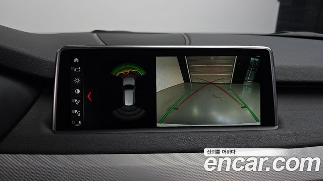 BMW X5 2018 — photo 17
