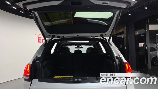 BMW X5 2018 — photo 20