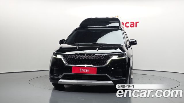 Kia Canival 2021 — photo 3