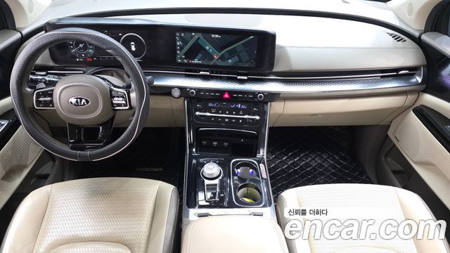 Kia Canival 2021 — photo 7