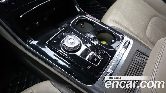 Kia Canival 2021 — photo 9