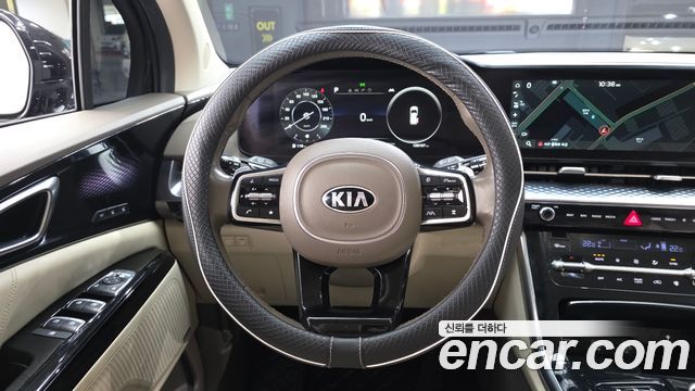 Kia Canival 2021 — photo 13