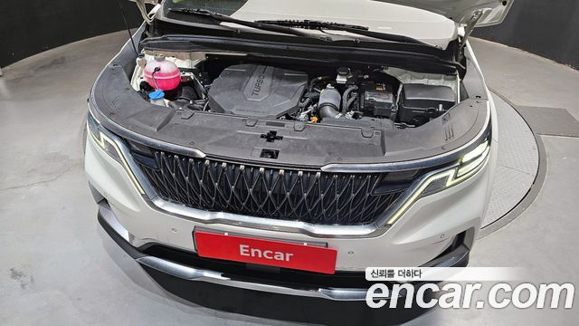 Kia Canival 2021 — photo 6