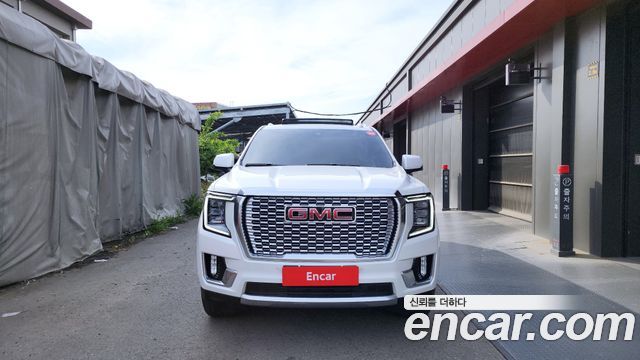 GMC Yukon 2021 — photo 3