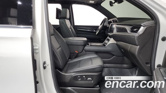 GMC Yukon 2021 — photo 17