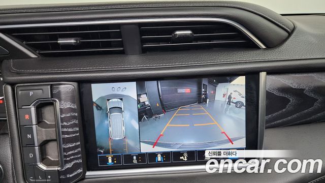 GMC Yukon 2021 — photo 26