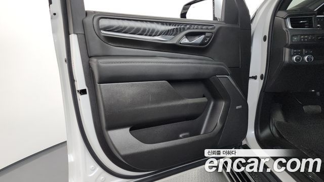 GMC Yukon 2021 — photo 15