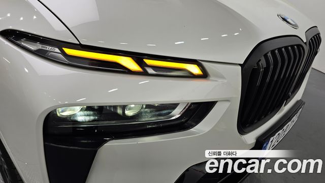BMW X7 2024 — photo 8