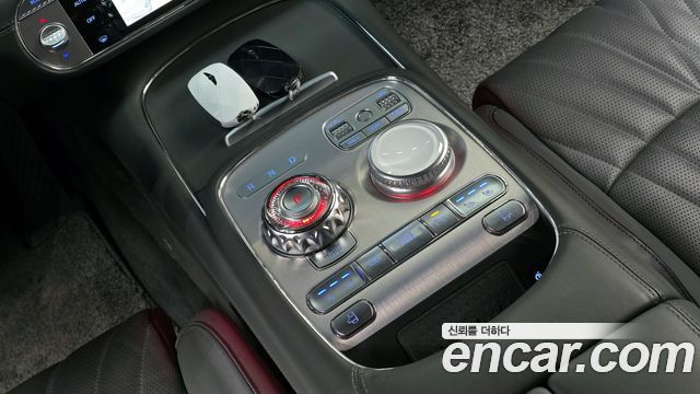 Genesis G90 2022 — photo 9