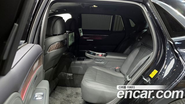 Genesis G90 2022 — photo 12