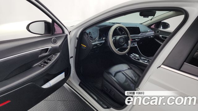 Hyundai Sonata 2021 — photo 13