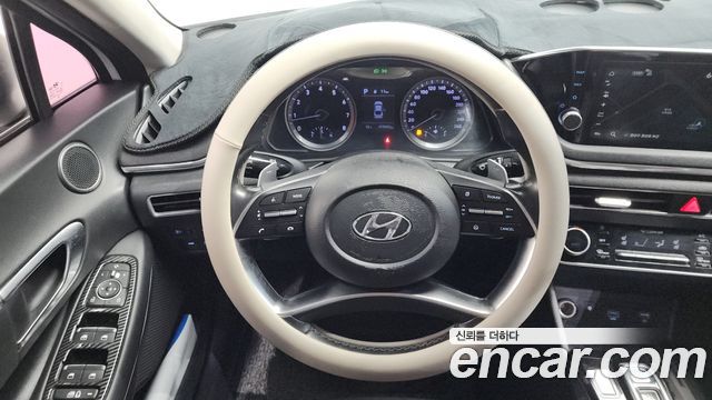 Hyundai Sonata 2021 — photo 19