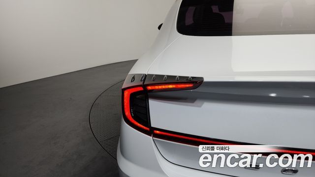 Hyundai Sonata 2021 — photo 9