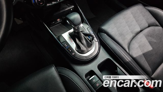 Kia K3 2022 — photo 12