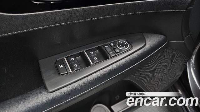 Kia K3 2022 — photo 23