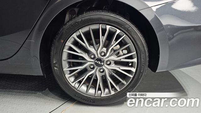Kia K3 2022 — photo 7