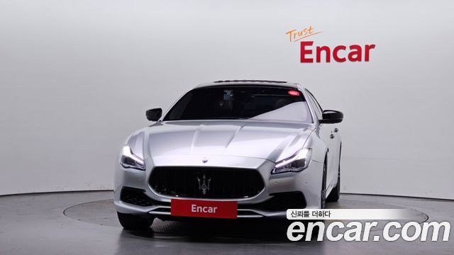 Maserati Quattroporte 2017 — photo 3