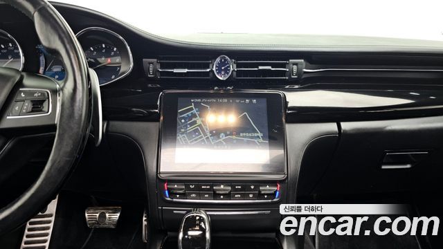 Maserati Quattroporte 2017 — photo 12