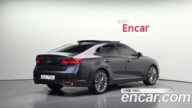 Kia K7 2018 — photo 2