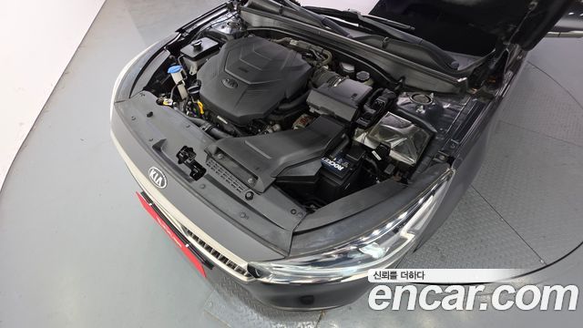 Kia K7 2018 — photo 6