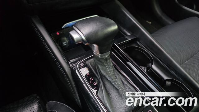 Kia K7 2018 — photo 9